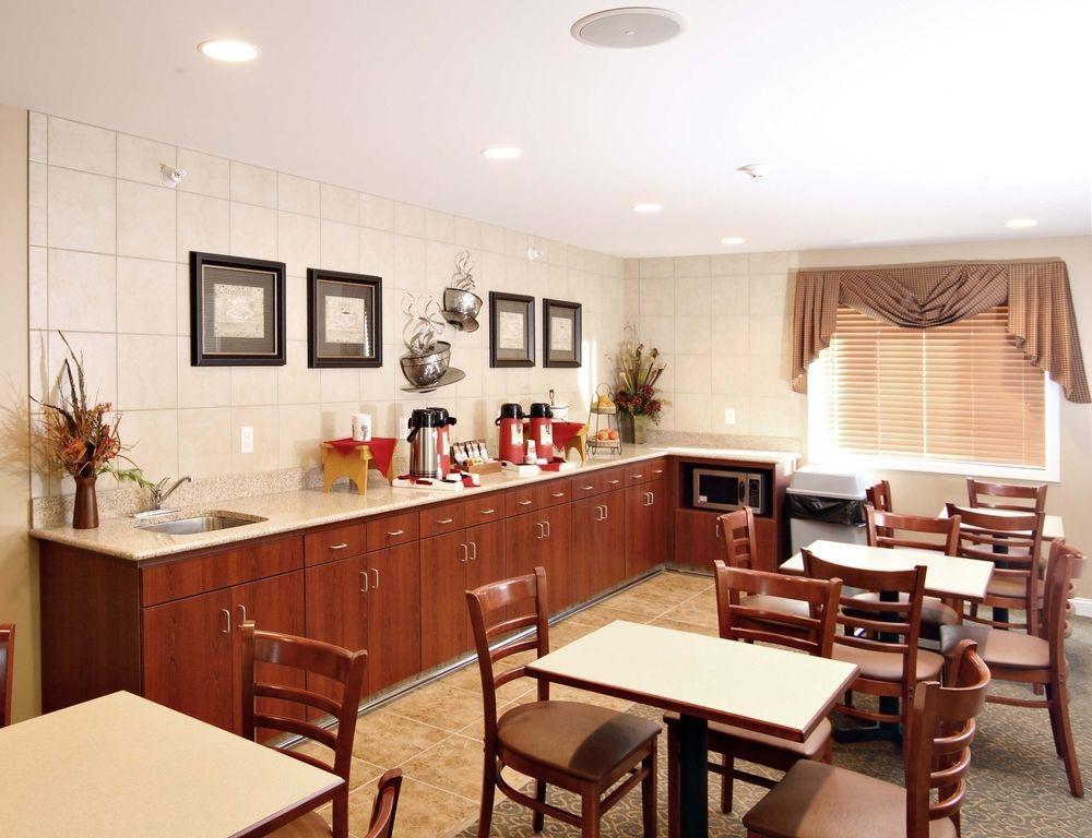 Grandstay Hotel & Suites Perham מראה חיצוני תמונה