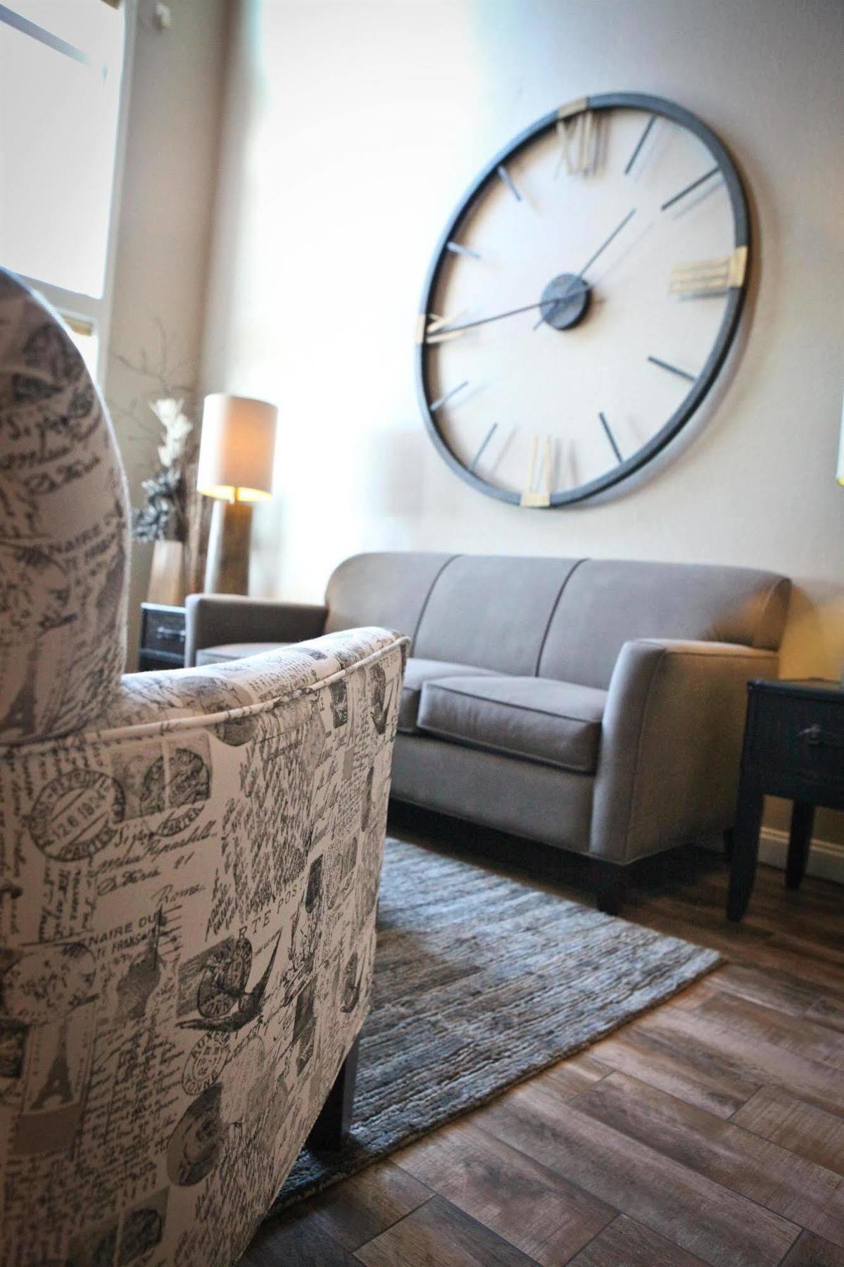 Grandstay Hotel & Suites Perham מראה חיצוני תמונה